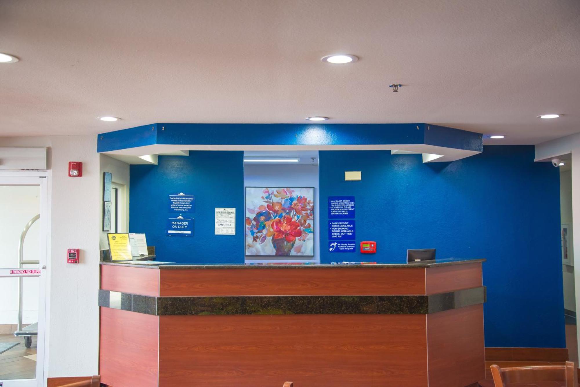 Microtel Inn & Suites By Wyndham Daphne Buitenkant foto