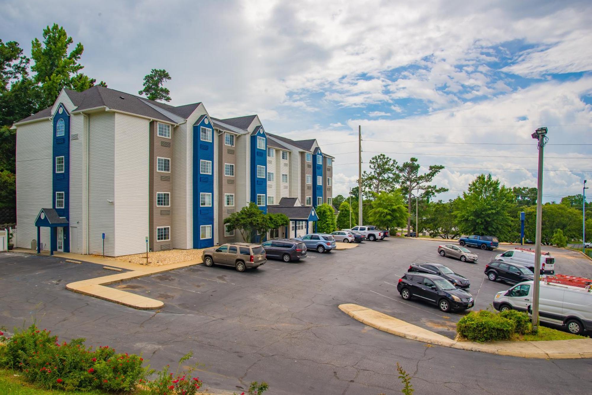 Microtel Inn & Suites By Wyndham Daphne Buitenkant foto
