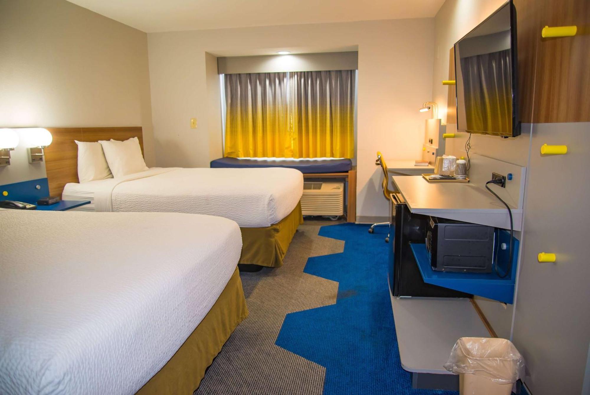 Microtel Inn & Suites By Wyndham Daphne Buitenkant foto